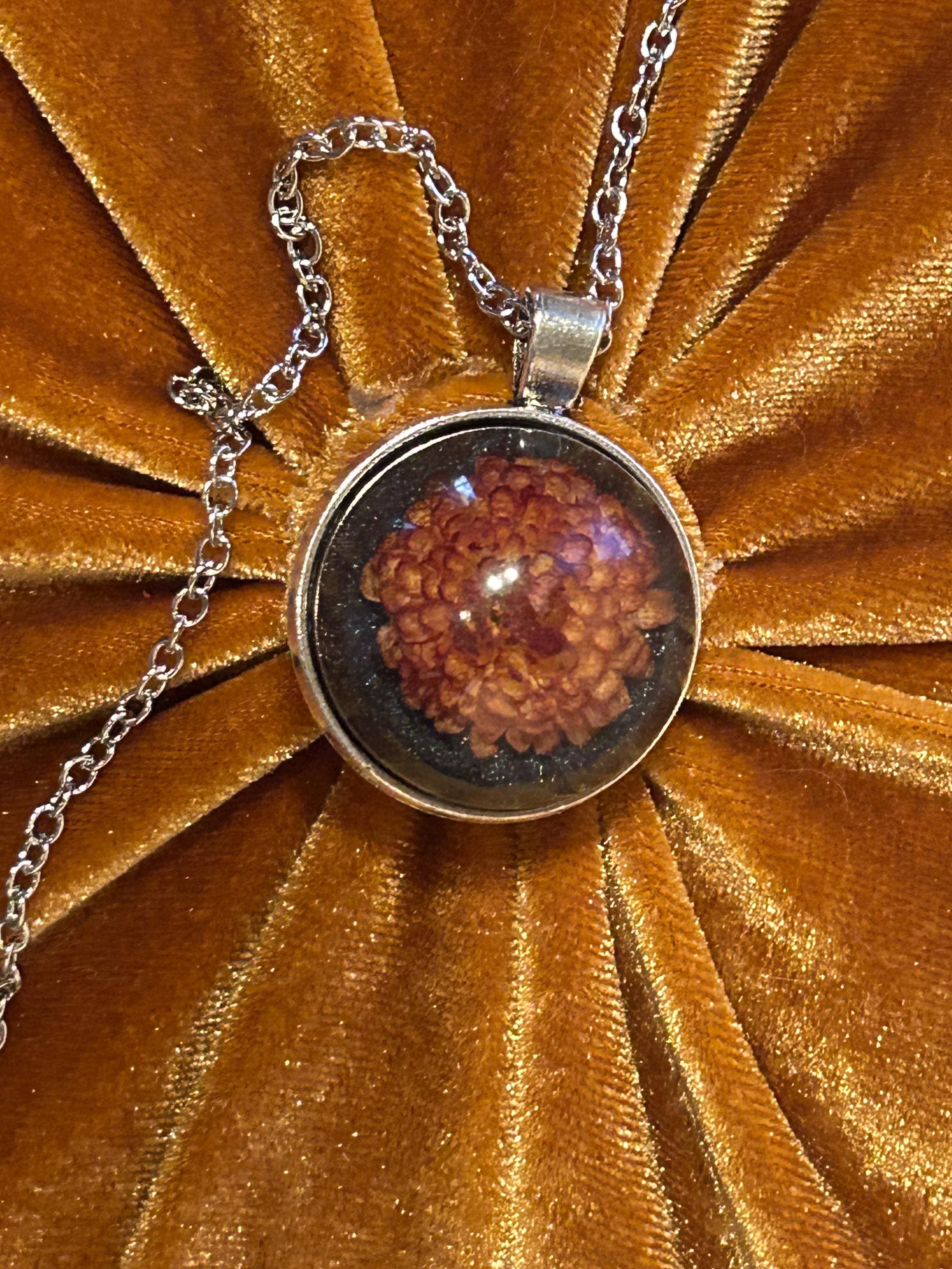 Mum’s the Word Necklace – Real Flower Resin Pendant Jewelry