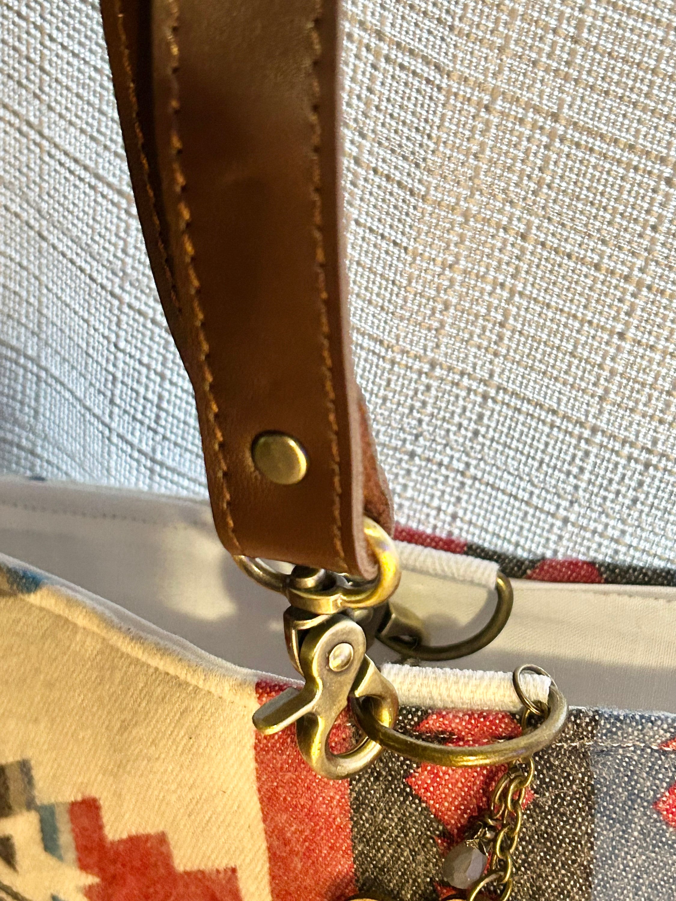 Trek Out West Tote – Western Flannel Shoulder Bag with Leather & Twill Handles