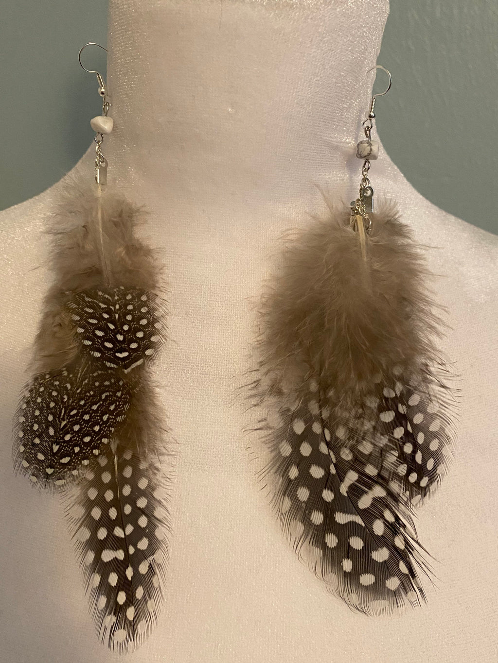 Boho Feather Dangle Earrings with Natural Stone – Nickel Free