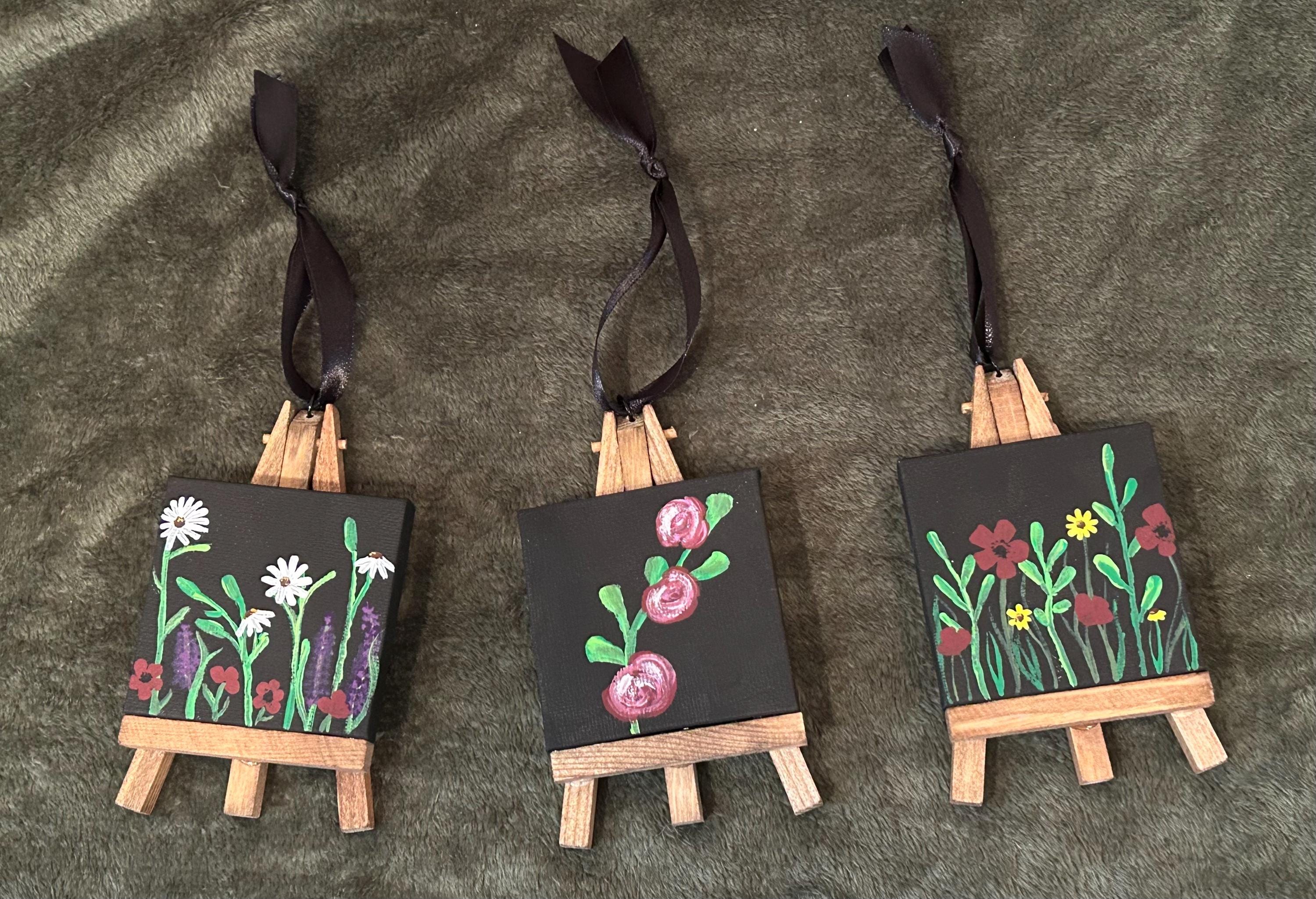 Hand-Painted Canvas & Easel Ornaments – Floral & Abstract Holiday Art
