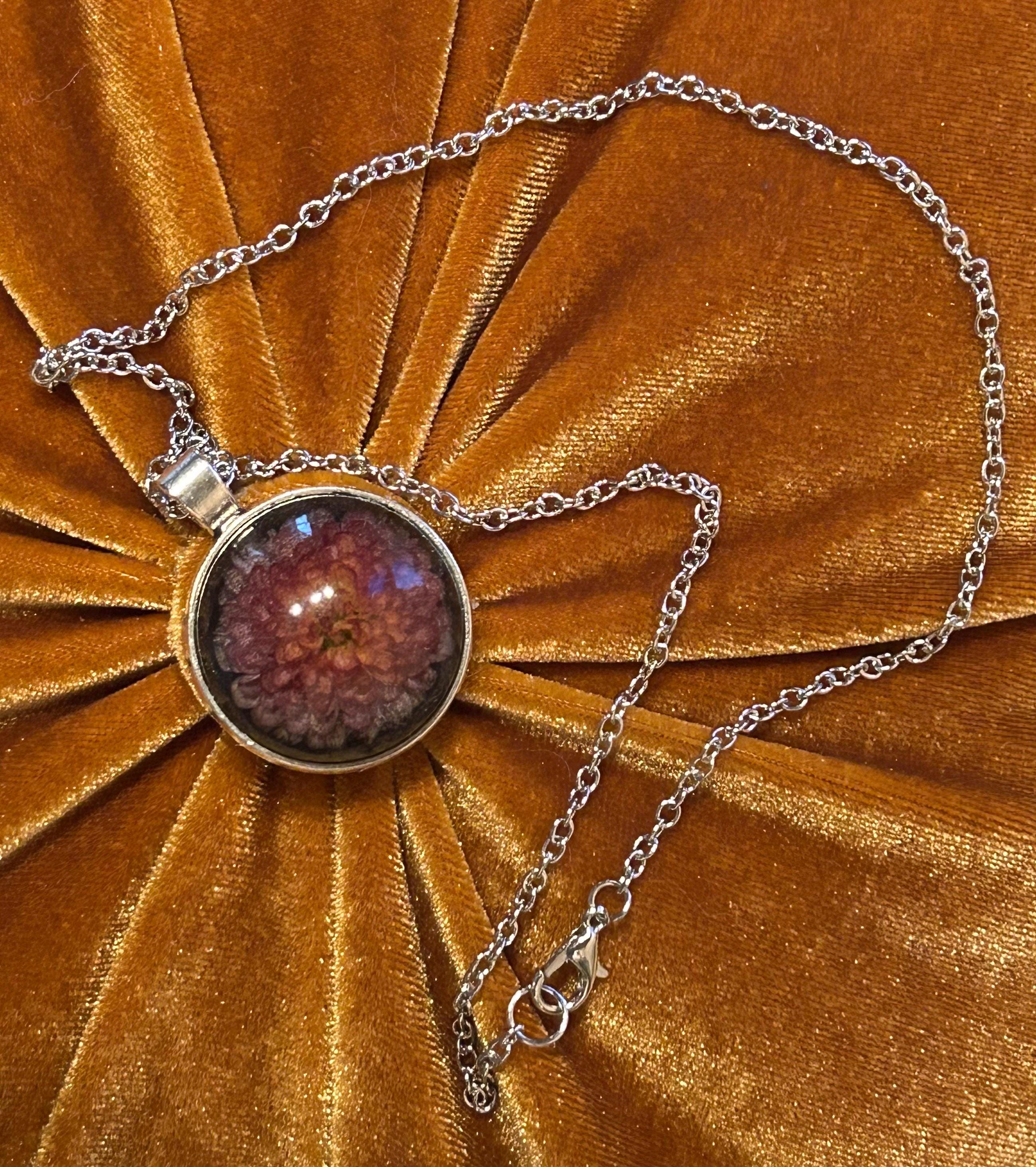 Mum’s the Word Necklace – Real Flower Resin Pendant Jewelry