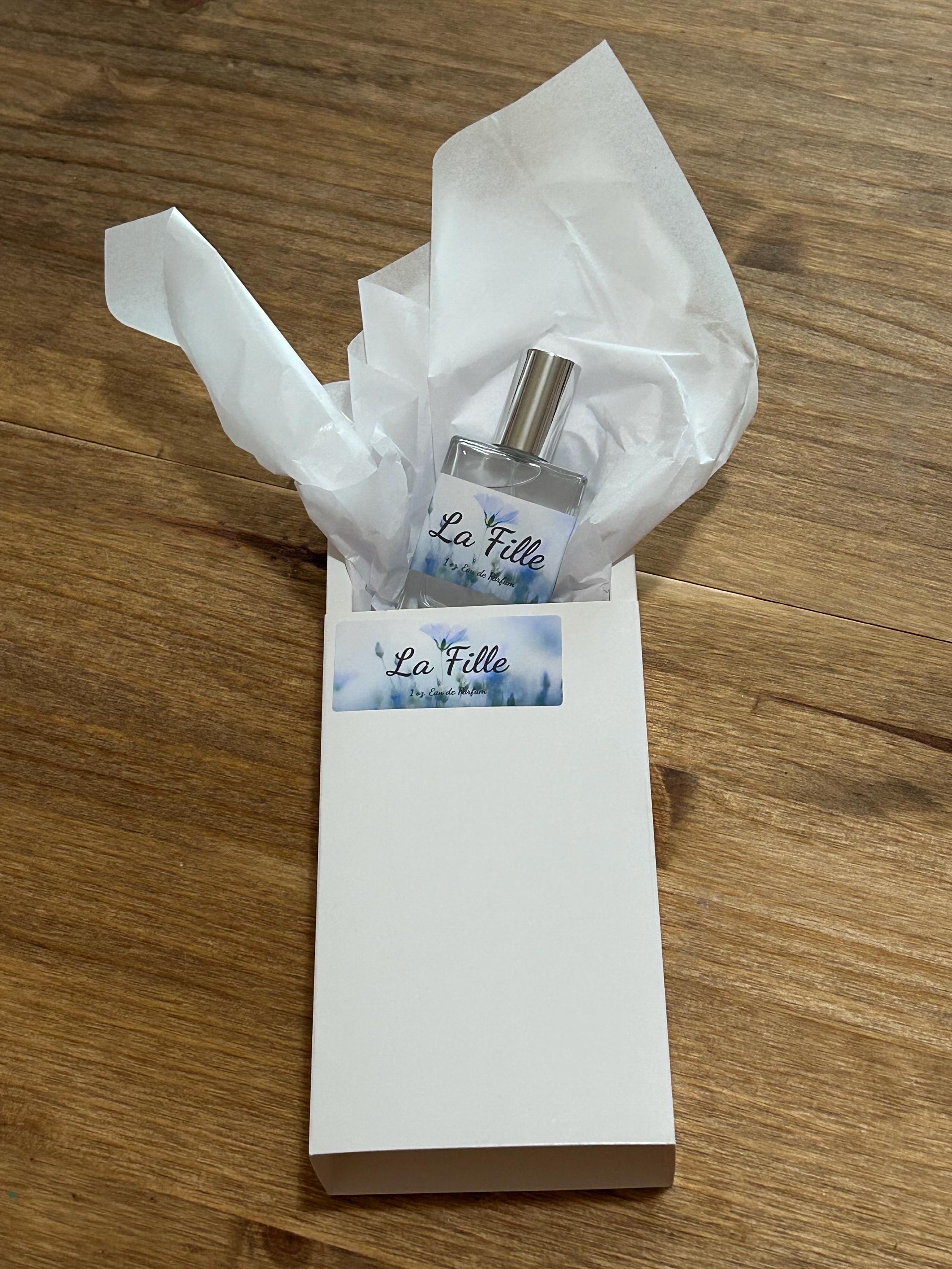 La Fille Eau de Parfum – Soft Floral Feminine Perfume