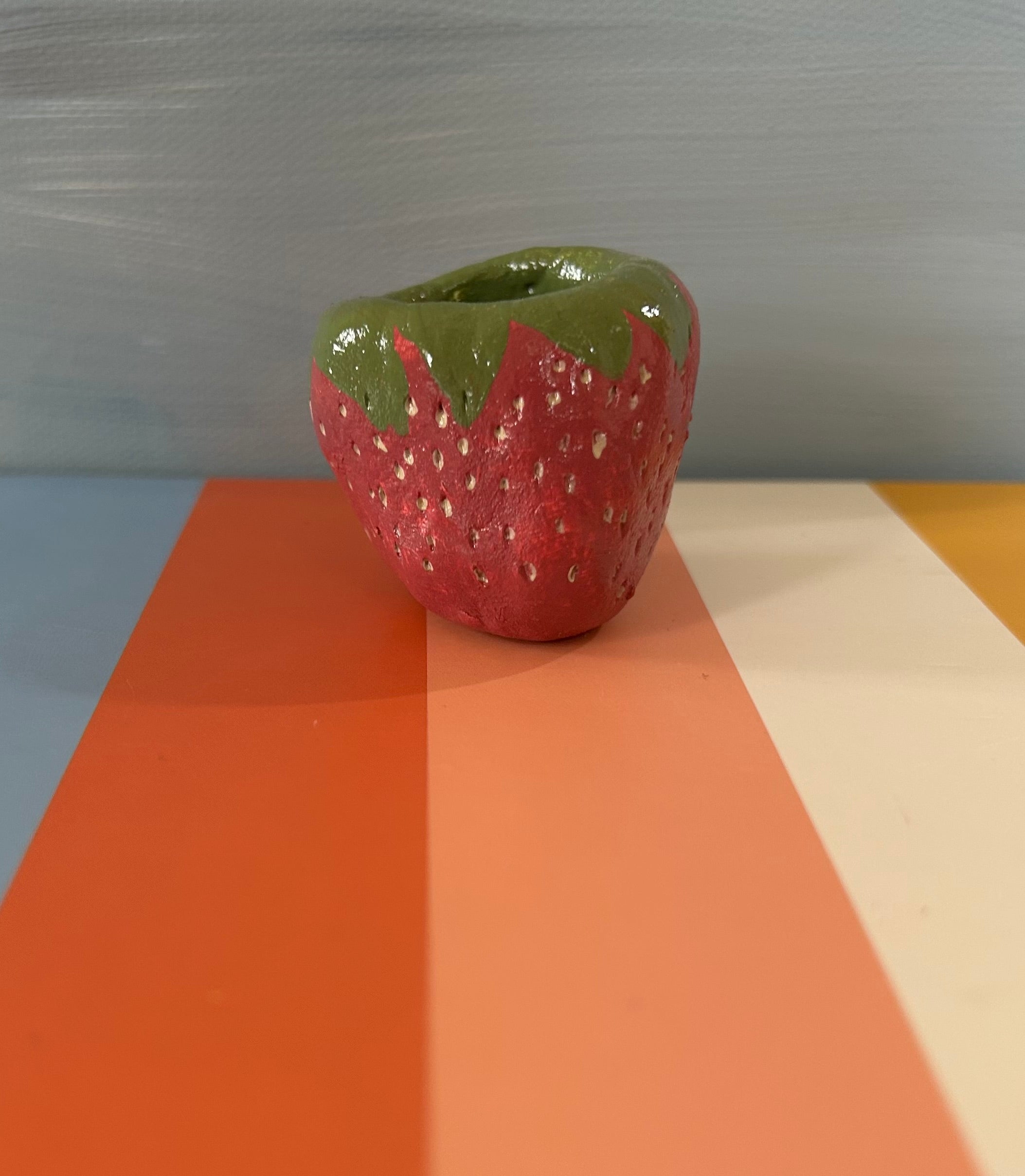 Strawberry Pinch Pot Air Plant Holder